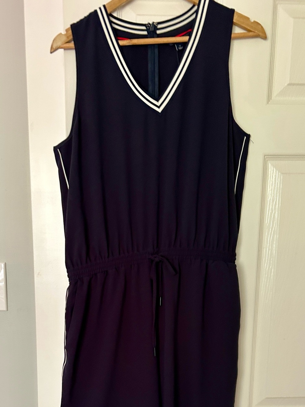 Tommy Hilfiger Navy jumper.